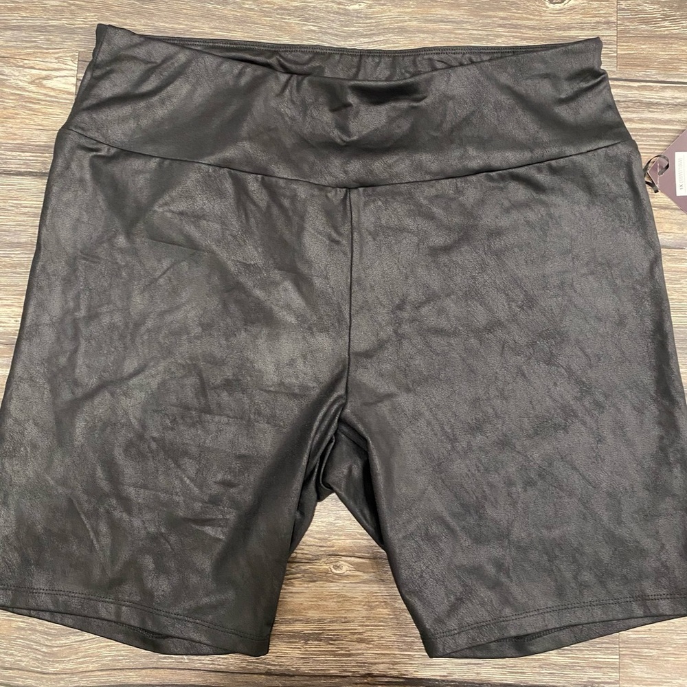 Ava and Viv black leather biker shorts